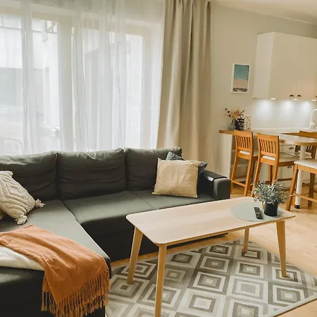 Suur-sepa Tn 2a With Terrace Apartment Parnu